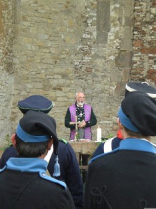 Bild 1 A - Feldgottesdienst   