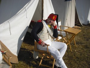 Bild 7 - Aber ansonsten haben wir nichts auszustehen. Grenadier Taside während einer schöpferische Pause 