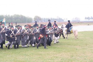 Bild 16 - Jetzt rückt die feindliche Infanterie vor! 