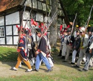 Bild 13 - Ausmarsch aus der Schleppenburg 