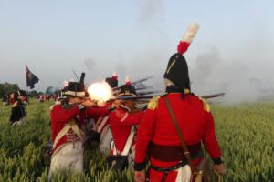 Bild 41 - Und-eröffnet nun das Feuer.