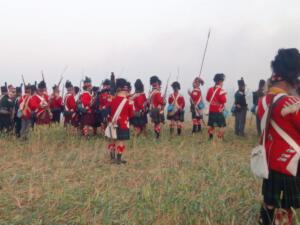 Bild 60-Die-feindliche-Infanterie marschiert nun auf. Sogar die Amazonen kommen...