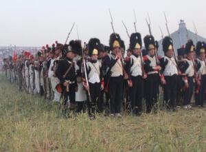 Bild 64 - Stoisch erwartet die Alte Garde den Angriff.