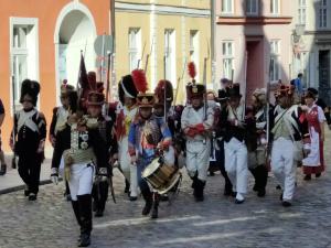 Bild 27 - Rückmarsch aus Stralsund.