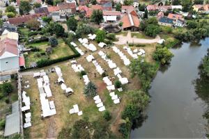 Bild 01 - Unser Biwak aus der Vogelperspektive.