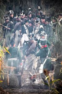 Bild 07 -Feindliche Jäger schleichen still und leise heran.