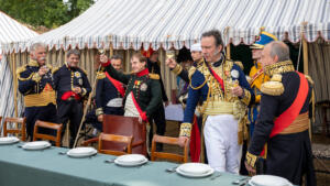 Bild 21 - Der Kaiser trinkt mit seinem Stab vor der Schlacht schon auf den Sieg. Heute Abend sind wir in Brüssel... Na, wenn dass man gut geht.