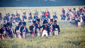 Bild 56 - Nach diesem Rückschlag müssen wir uns zurückziehen. Der Kaiser versucht seine Truppen im Hintergrund zu sammeln.